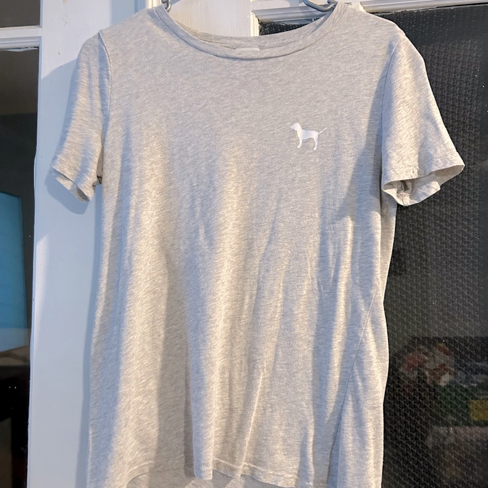 Women’s victorious secret PINK t-shirt, gray size small